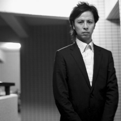 仕事で10年ぶりのスーツ